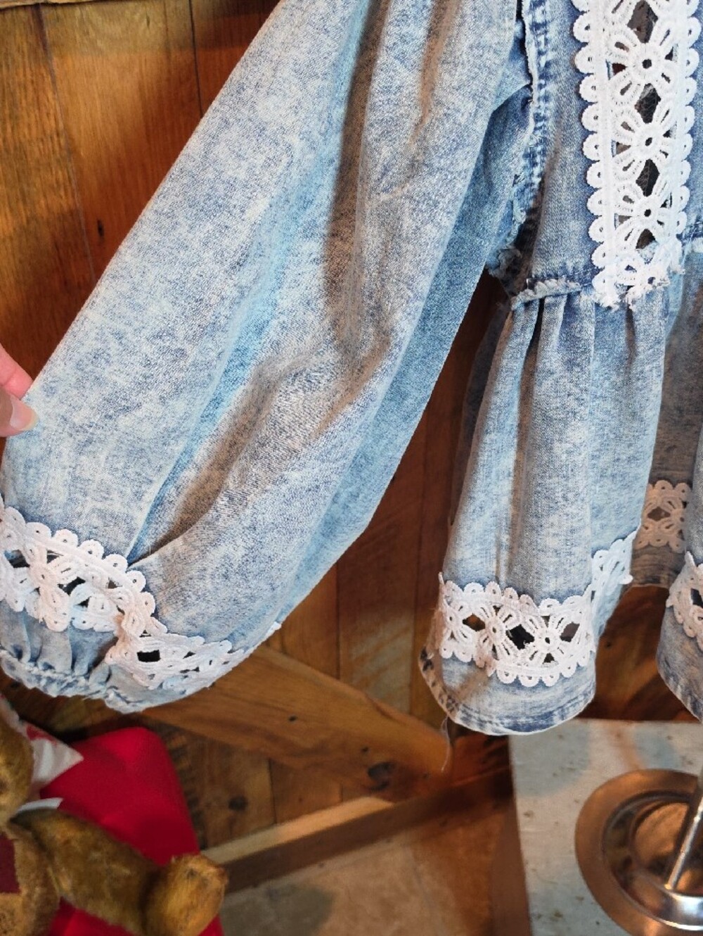 227p POL Light Wash Denim-Effect Tunic with White Lace Trim - Picture 6 of 11